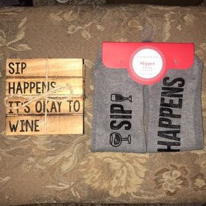 NWT Wine Gift Set Coasters & Socks Sip Happens $32
